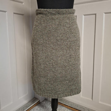 CARROL, a woollen skirt