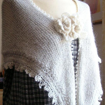 Wight Wedding Shawlette