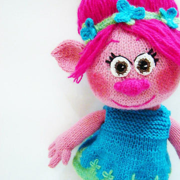 ROSY TROLL
