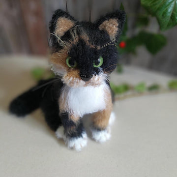 Amigurumi Realistic tricolor Calico Cat, Tuxedo cat