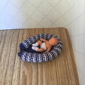 1:12 Baby Nest