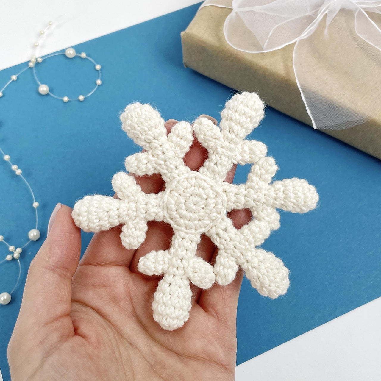 Crochet snowflake ornament pattern Christmas amigurumi hanging tree ornaments