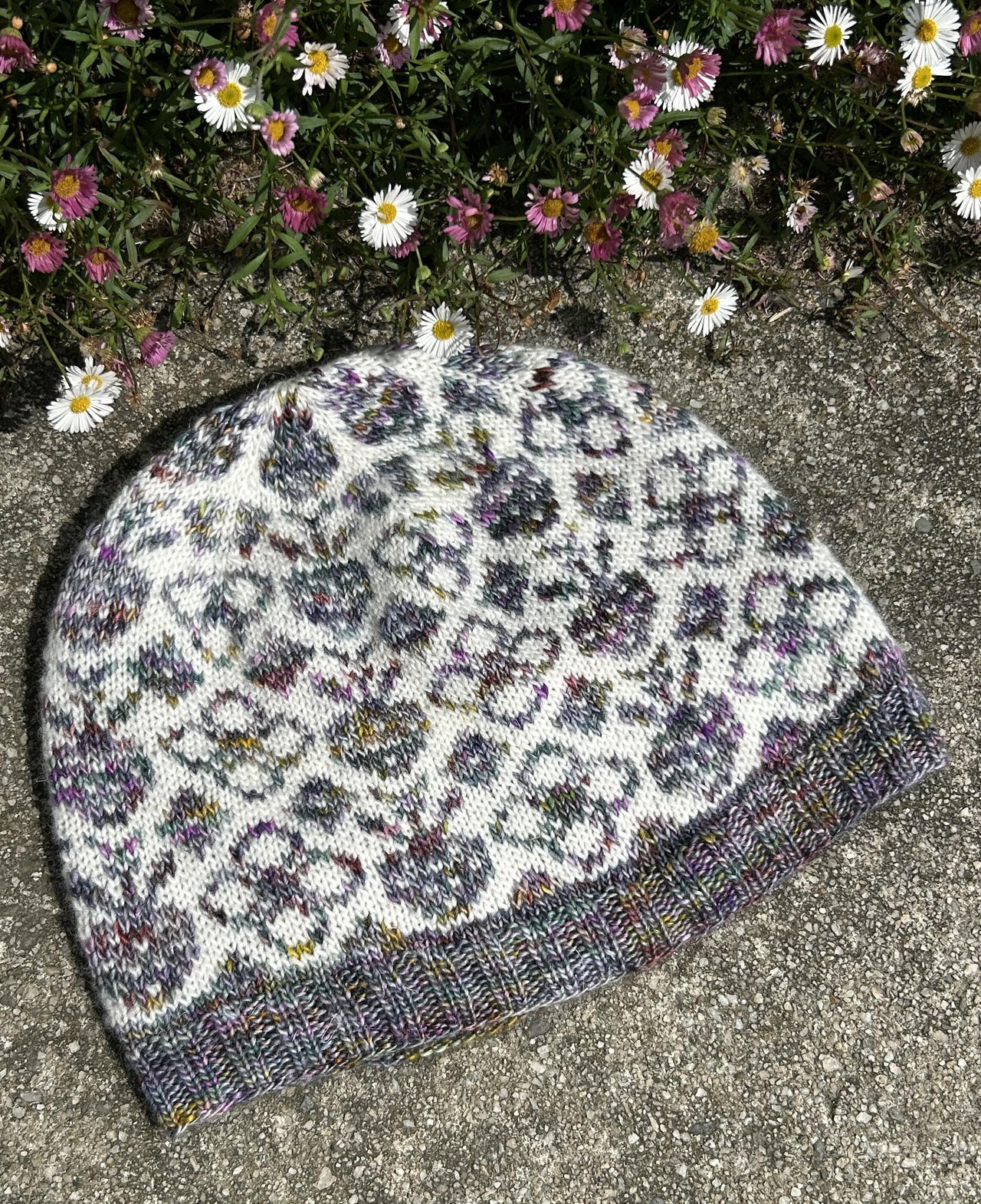 Beth & Diana hat