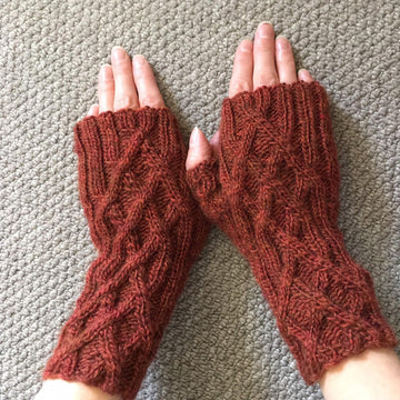 Kernow fingerless mittens