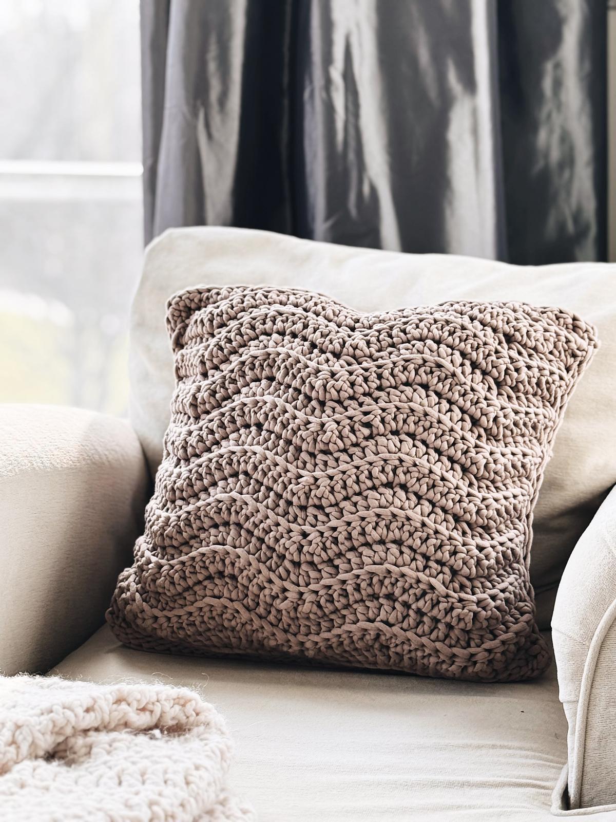 The Farfalla Pillow