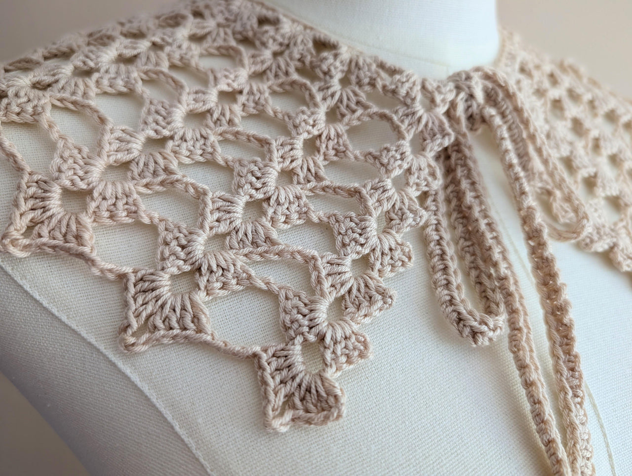 Vintage Lace Collar Crochet PDF Chart #103