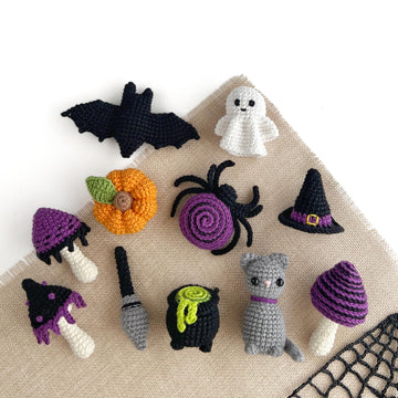 Halloween bundle crochet pattern, Bat Ghost Pumpkin Spider Cat Witch hat Cauldron Broom Mushrooms Amigurumi keyring Halloween ornament