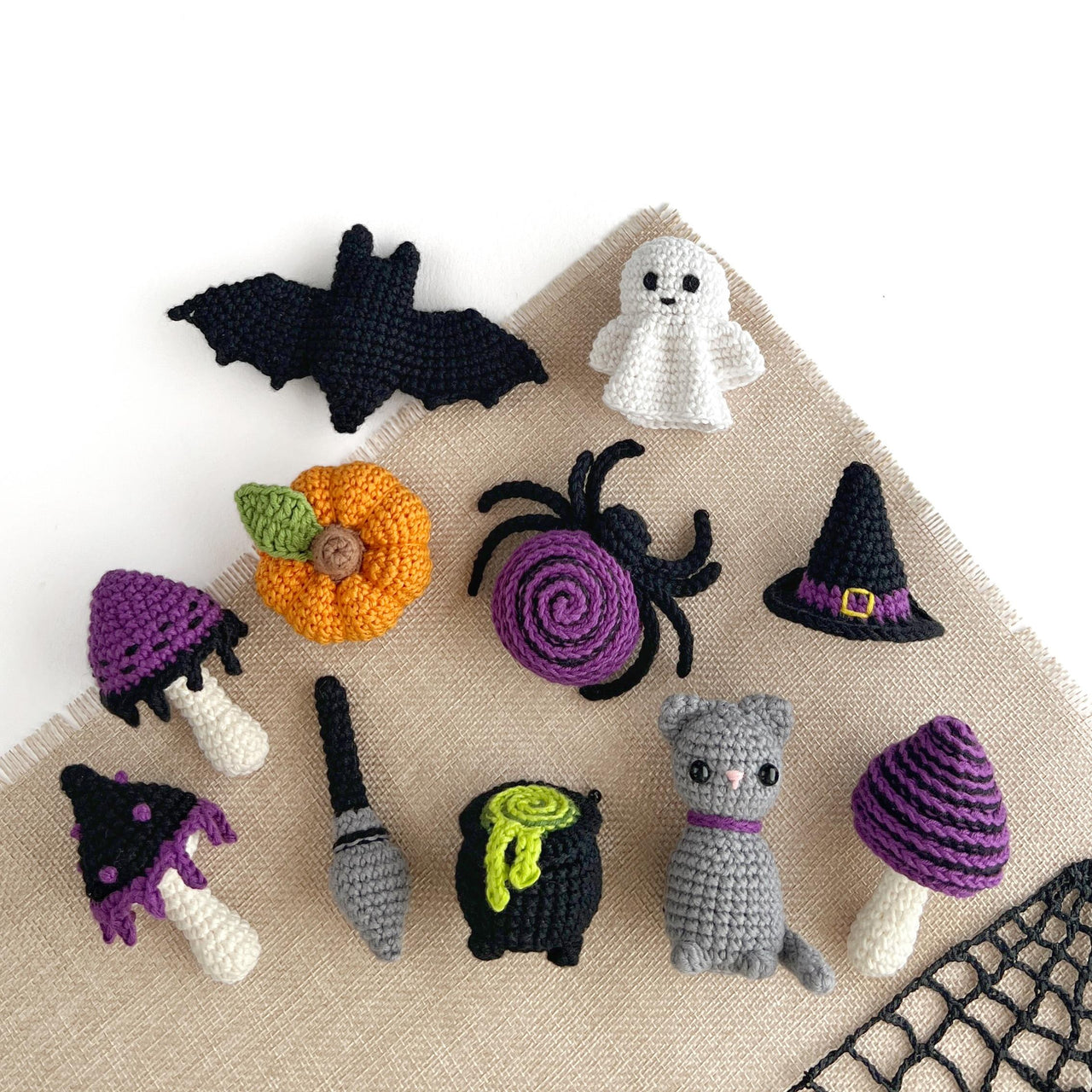 Halloween bundle crochet pattern, Bat Ghost Pumpkin Spider Cat Witch hat Cauldron Broom Mushrooms Amigurumi keyring Halloween ornament