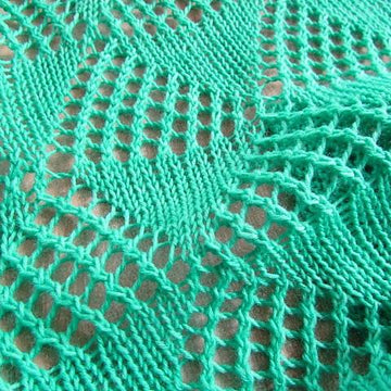 Triangulated Shift Lace Wrap