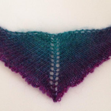 September Shawl for Blythe doll