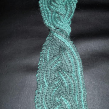 Reversible Braided Cable Scarf