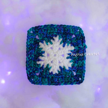 Small Snowflake Granny Square