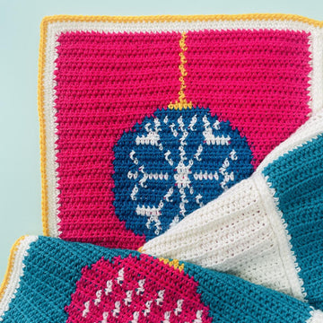 Merry Bauble Blanket