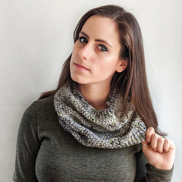 One Skein Wonder Cowl LITE