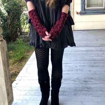 Dragon Cabled Gauntlets