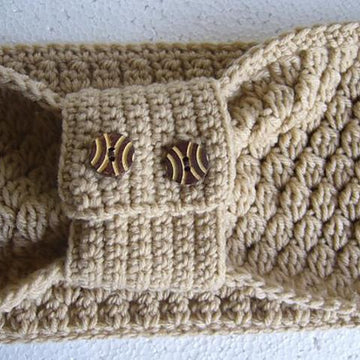 Cluster Stitch Cowl