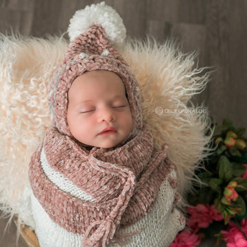 Cute as a Button Newborn Wrap