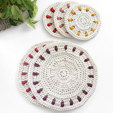 The Tulip Placemat & Doily Set 104