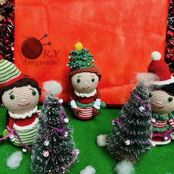 Amigurumi Christmas recycle doll