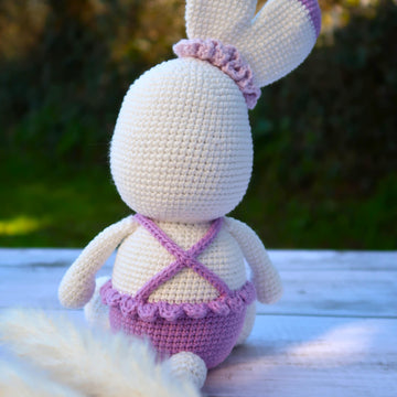 Ella the Bunny amigurumi