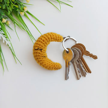 Crochet moon pattern, amigurumi crescent moon