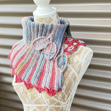 Isolde's Thorn Neck Warmer
