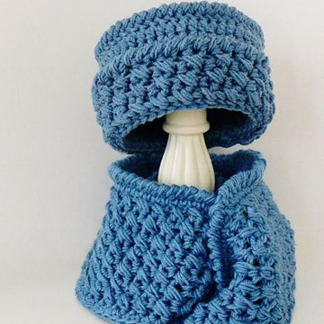 Chunky Hat and Infinity Cowl Scarf Girls Ladies