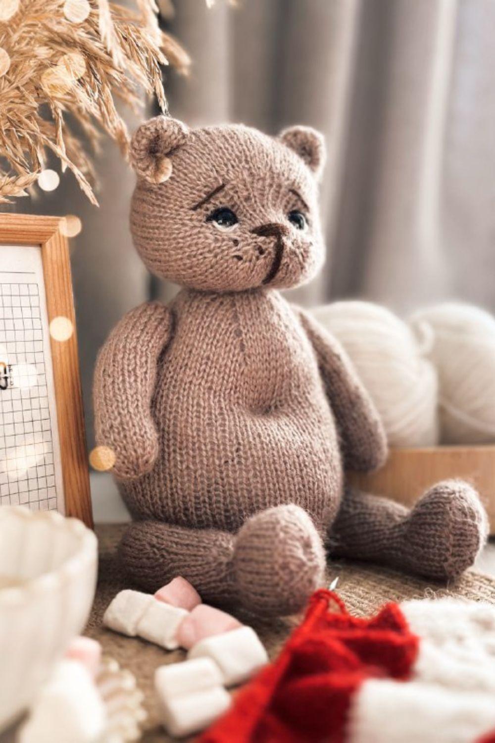 Teddy Bear Knitting Pattern – Classic Knitted Bear by OlaKnittedBears (28 cm)