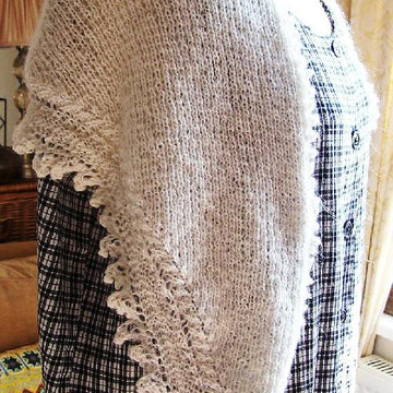 Wight Wedding Shawlette