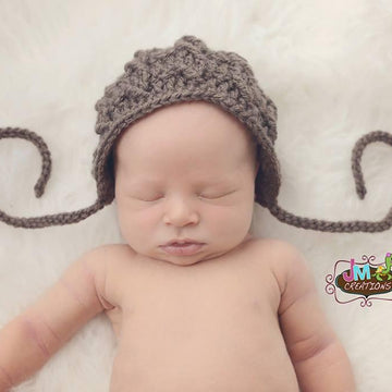 Cable Cross Baby Bonnet