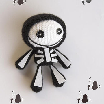 Tanoshi skeleton