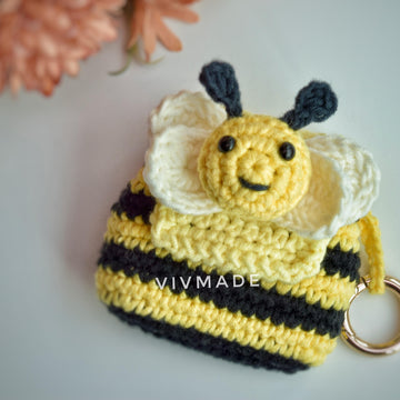 Bees Pouch