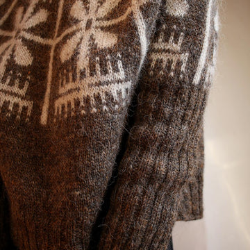 Yardana sweater