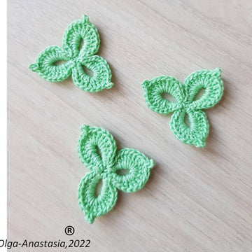 Shamrock motif