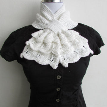 Flouncy Keyhole Scarf
