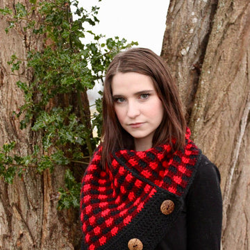 Simply Chic Plaid Cowl