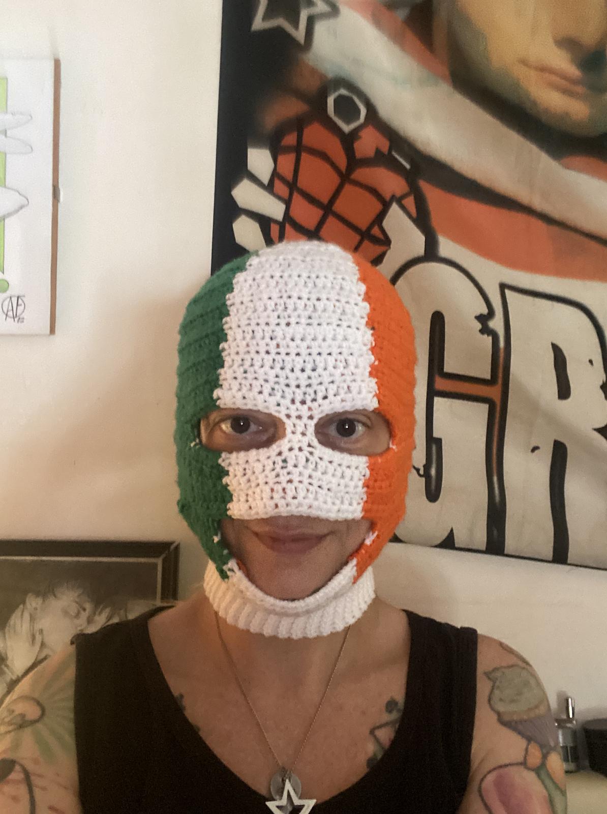 Crocheted Kneecap Balaclava