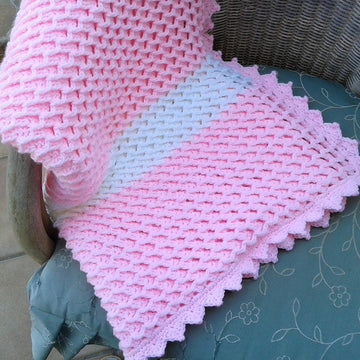 Wavy baby blanket