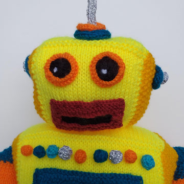 ZIGGIZOT THE CUDDLY BOT