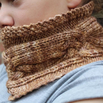 Criss Cross Cabled Cowl