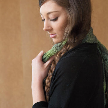 Symmetrical Scallops Scarf
