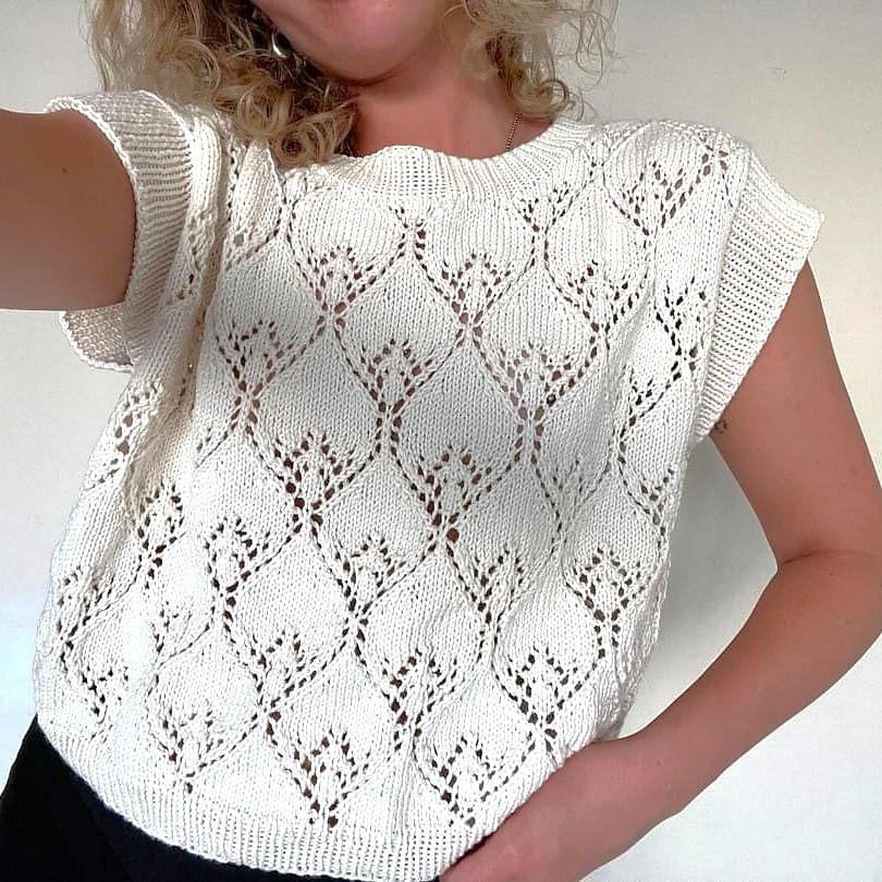 Siri Summer top