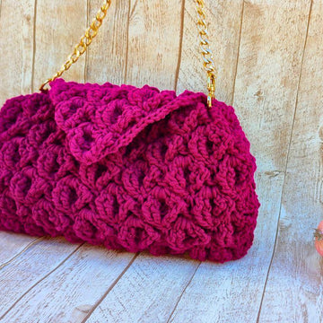 3D Flower Baguette Bag3D Flower Baguette Bag Crochet Pattern | JAYG No-Sew Shoulder Bag
