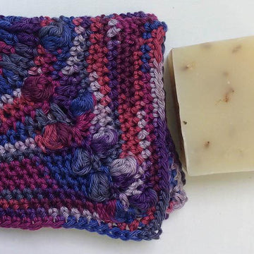 Bobble Berry Washcloth