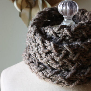 Embraceable Cowl / Scarf