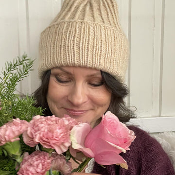 Twist Bloom Hat