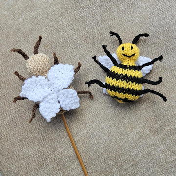 Knitted Bees