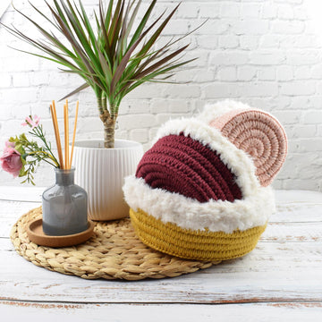 Crochet "Gaia" basket