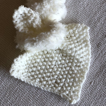 Tripp bonnet and sleeping teddy