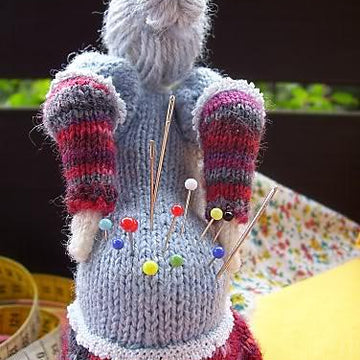 OUCH! - a somewhat different pincushion ;-)